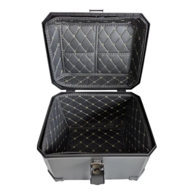 Maletero Cuadrado DR1 45LT BLACK